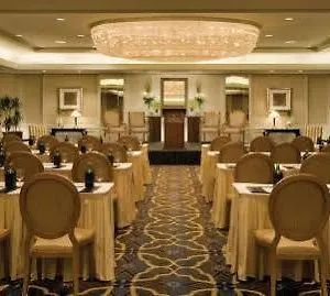 Four Seasons At Kingdom Center Ar Riyad
